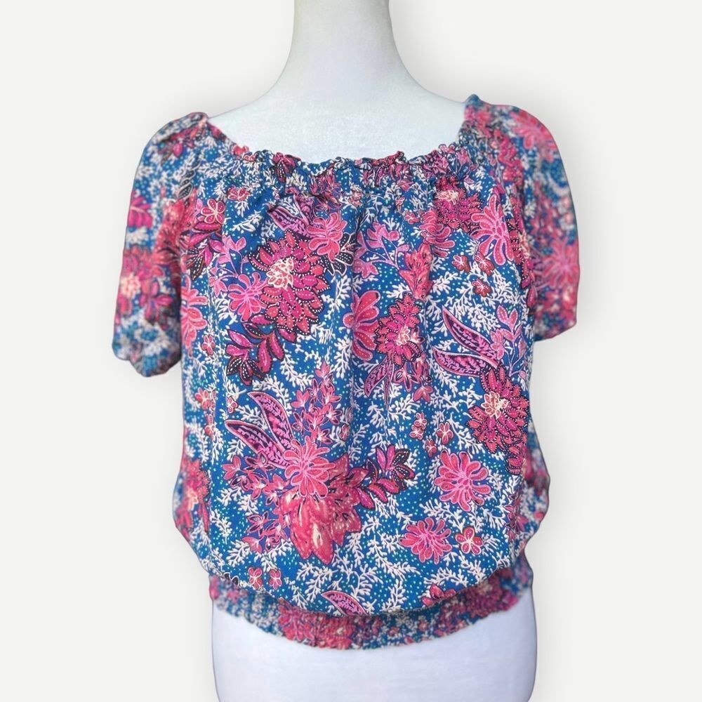 RACHEL Rachel Roy Short Sleeve Colorful Floral Ruched Lightweight Blouse. Medium
